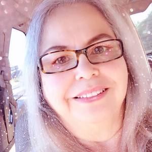Meet your Posher, Angie