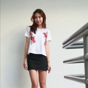 White tshirt with Rose Floral Detail 🌹