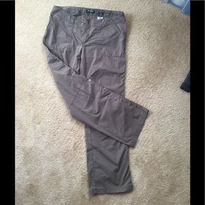 Eddie Bauer  Cargo Pants  Olive/Brown  Size 14