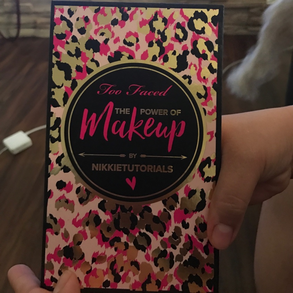 Too Faced The Power Of Make up by Nikkietutorials