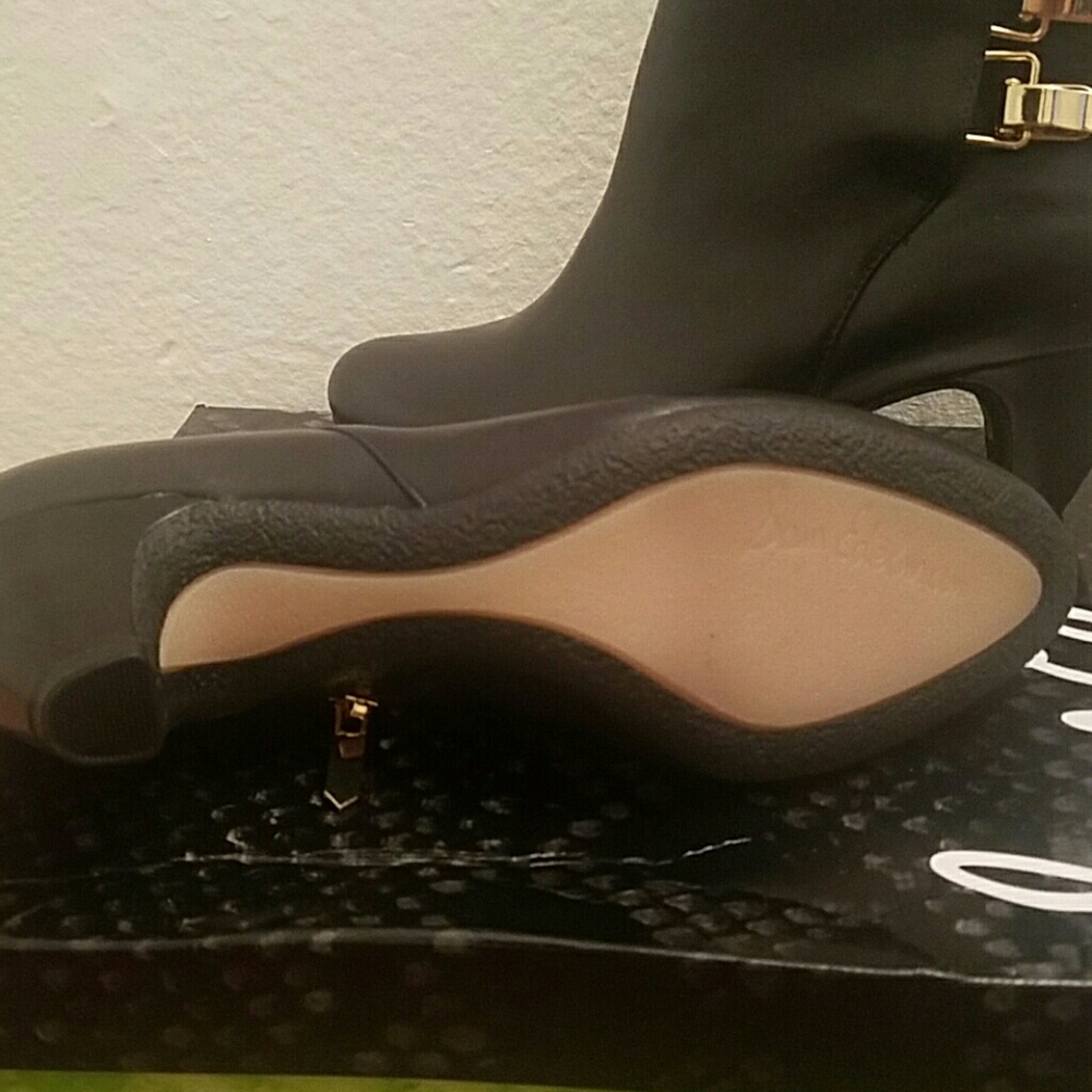 Sam Edelman Booties - Picture 3 of 5