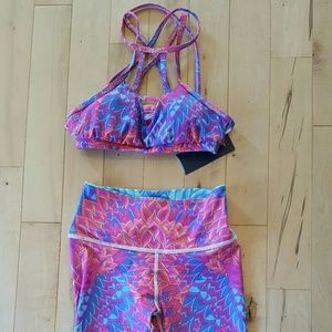 Bra and matching capri