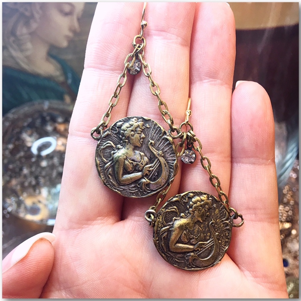 Aged Bronze Art Nouveau Lady Round Dangle Earrings