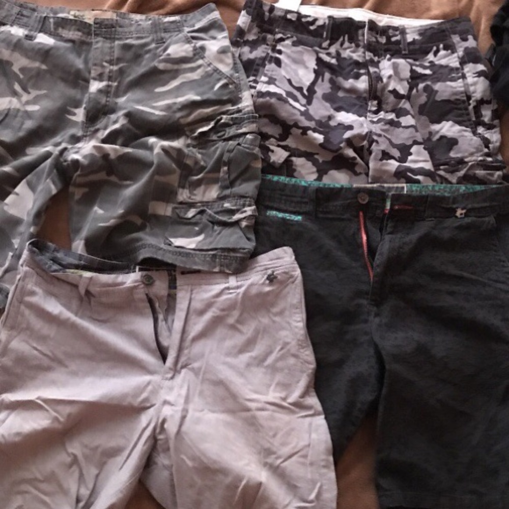 4 Assorted Color Shorts - image 1