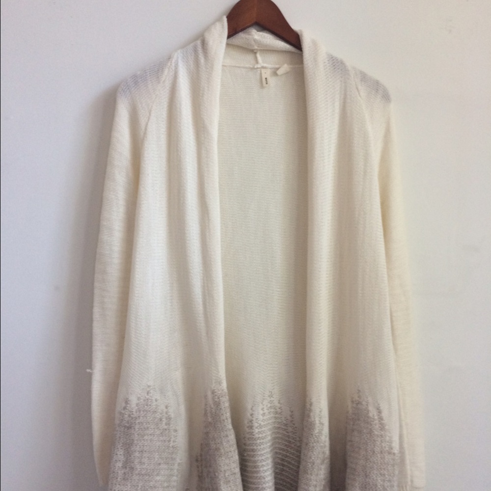Cream Anthropologie Sweater w/ Gray Fade at Bottom