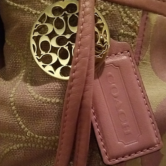 Authentic Lilac Patchwork Coach - Picture 2 of 5