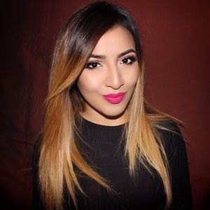 Meet your Posher, Adriana