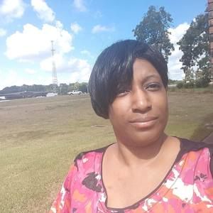 Meet your Posher, Angelle