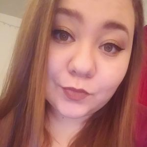 Meet your Posher, Kenzie