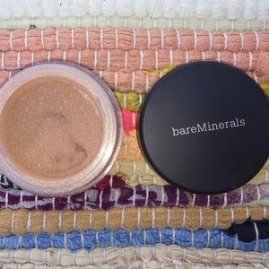 Bare Minerals Shimmery Bronzer in 'Chic Radiance'