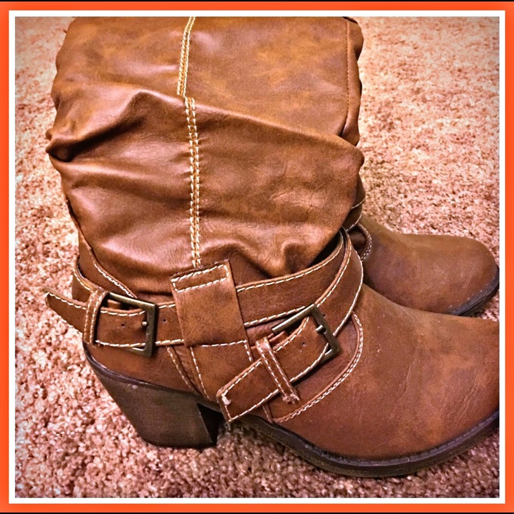 🐴COWBOY BOOTS🐴