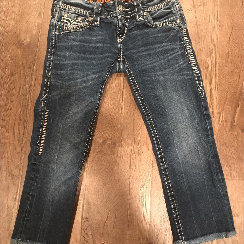 💝🌟Rock Revival Capris 👖 - Picture 3 of 5