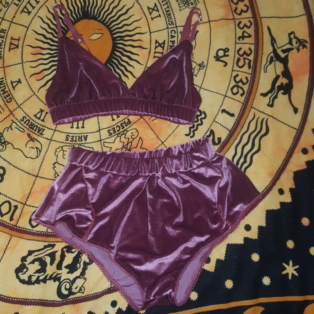 High waist velvet bra set