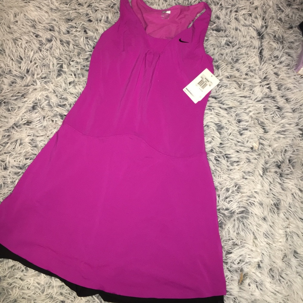 NWT women's Nike dress
