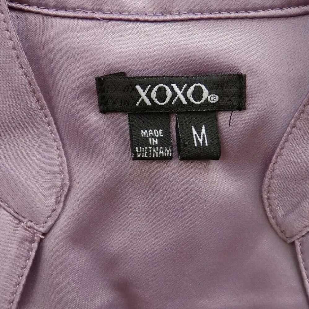 XOXO - Picture 3 of 5
