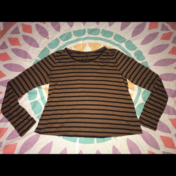 Open Back Top - Picture 4 of 4