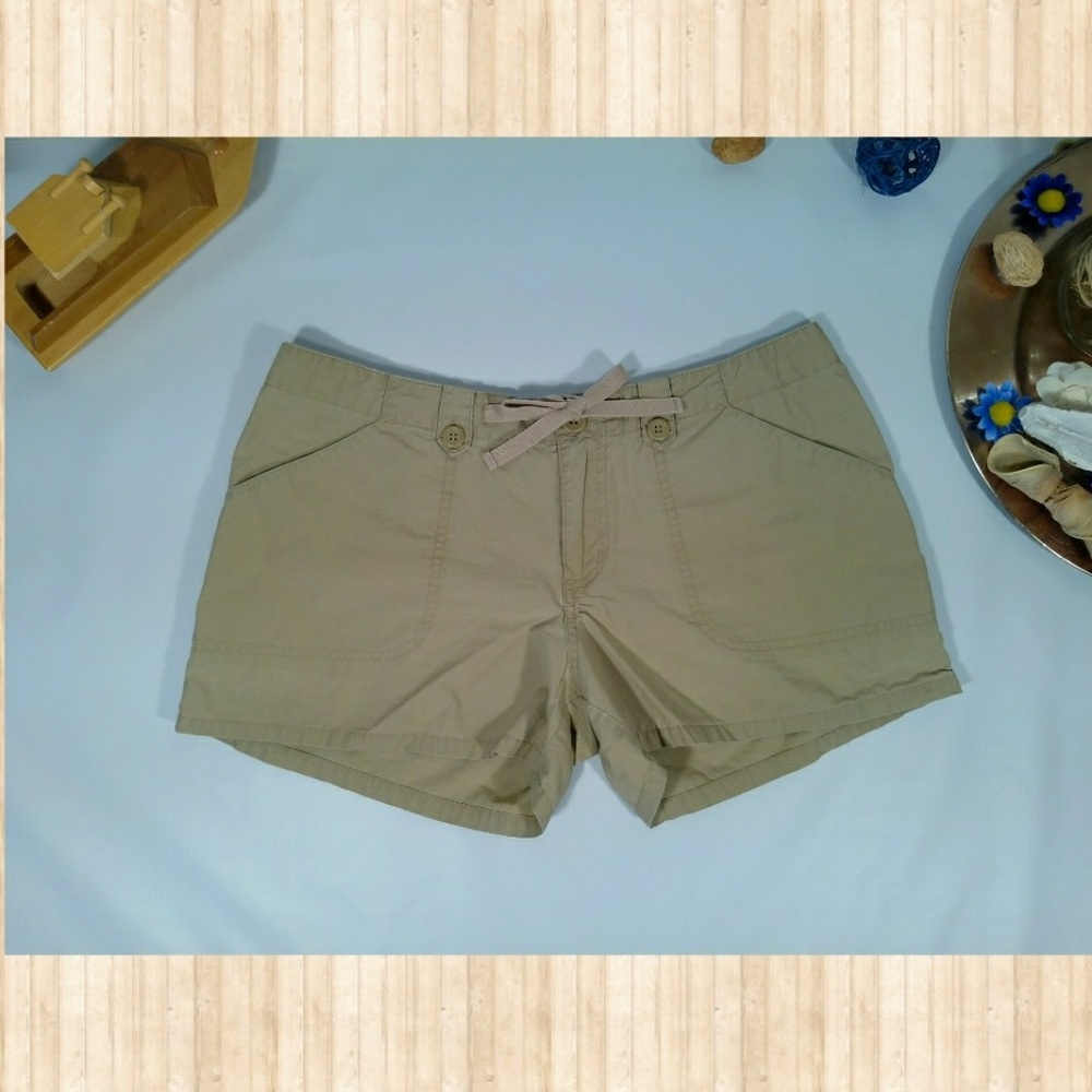 🛍2/$10🎉Tan Drawstring Waist Shorts