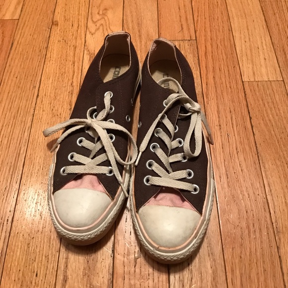 brown and pink women's low top converse - Picture 6 of 7