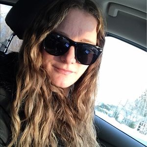 Meet your Posher, Erin