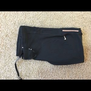 NEVER WORN: Black Nike Dri-Fit 3/4 Leggings
