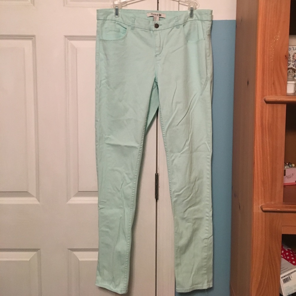 High waisted jeans