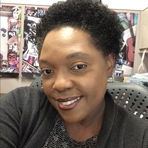 Meet your Posher, Clarissa