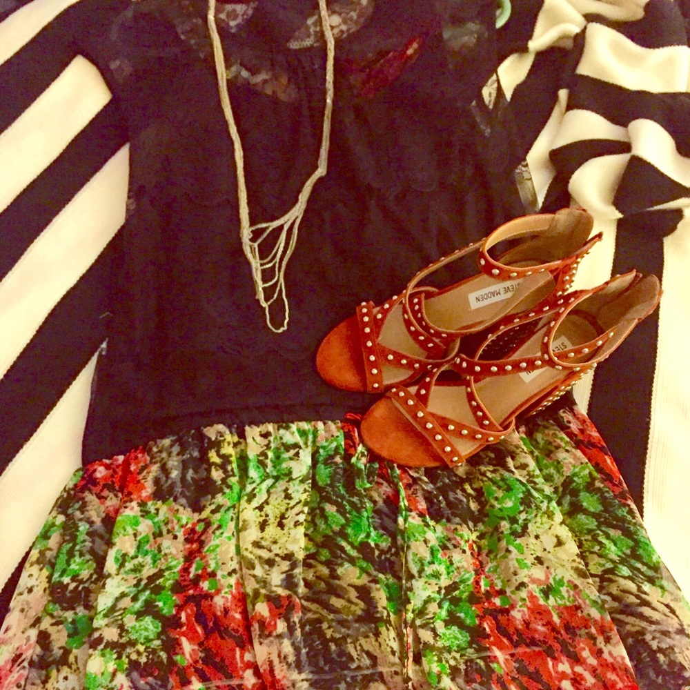 213 by Michele Kim size small fits medium to small