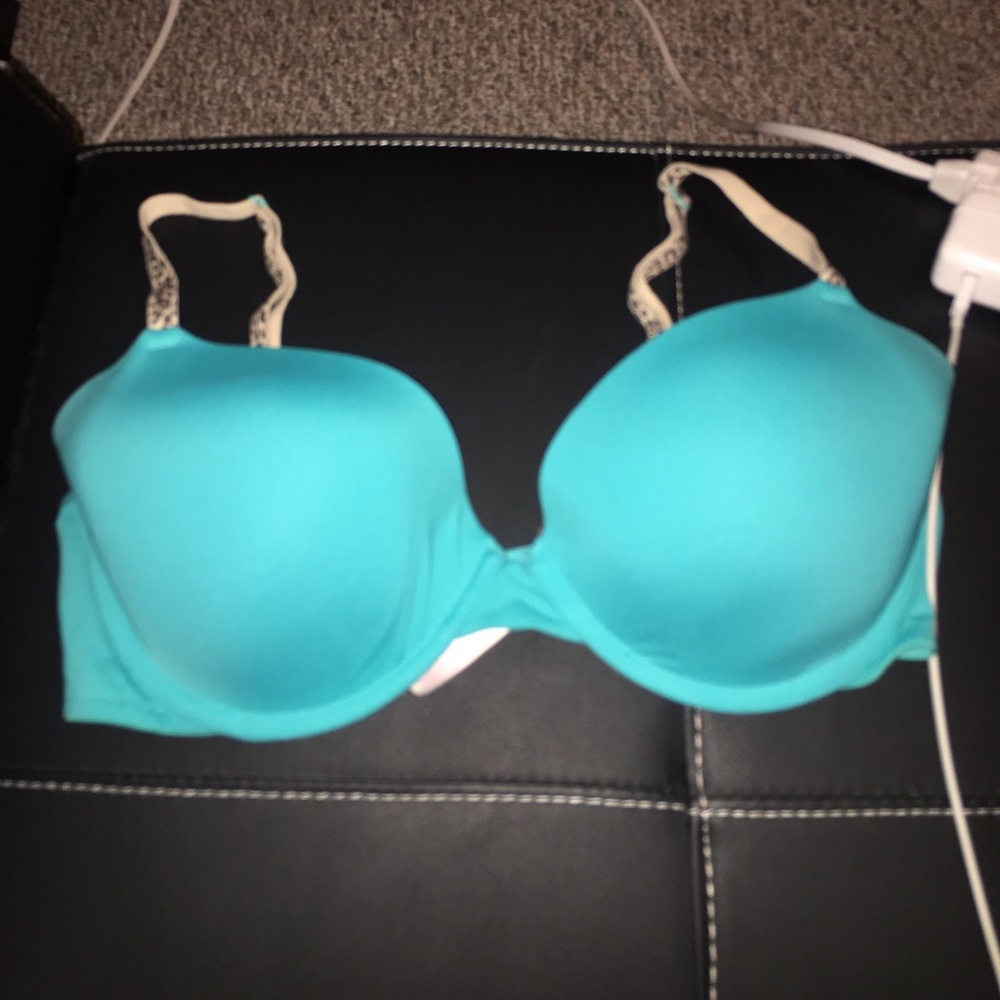 PINK VS Bra