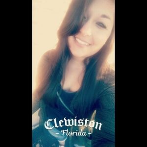 Meet your Posher, Amanda