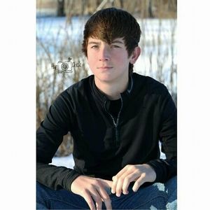 Meet your Posher, Chandler