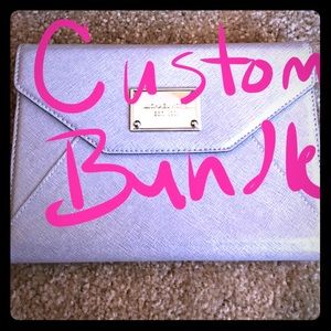 Custom bundle for @halselr