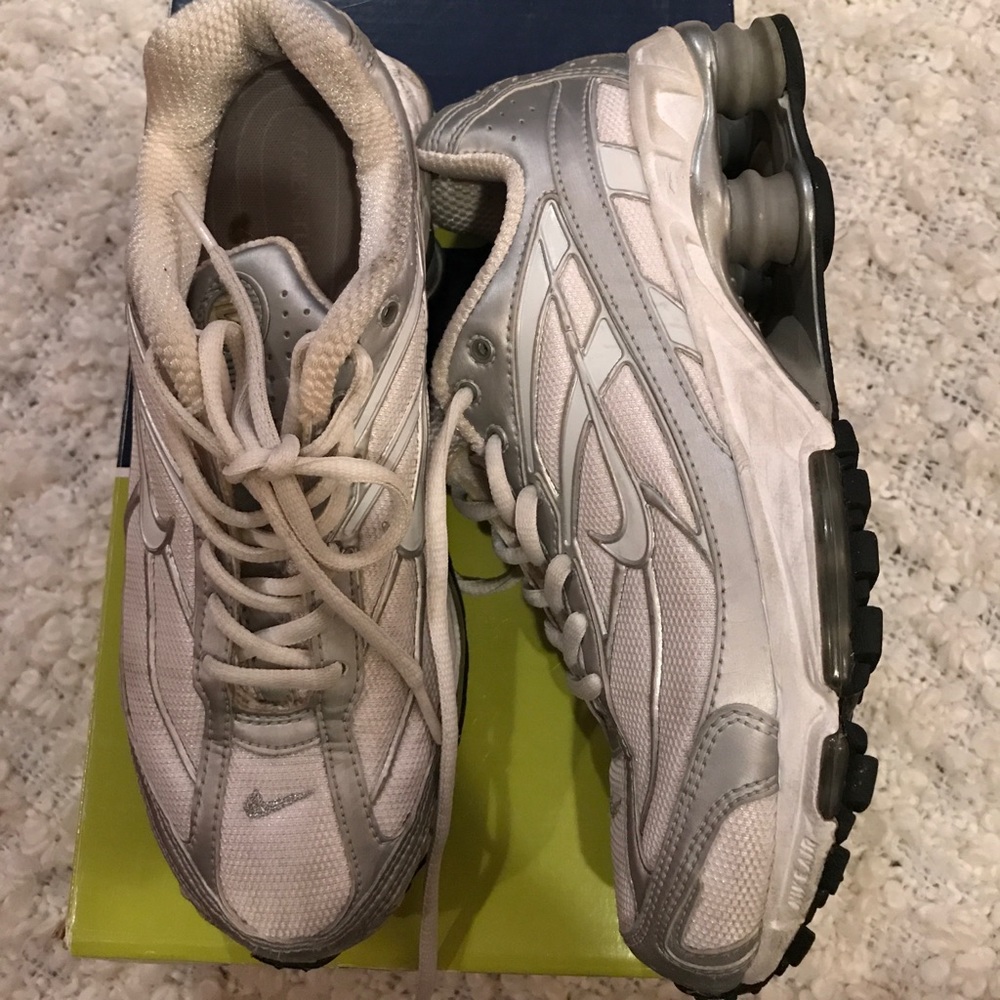 None Shox ride