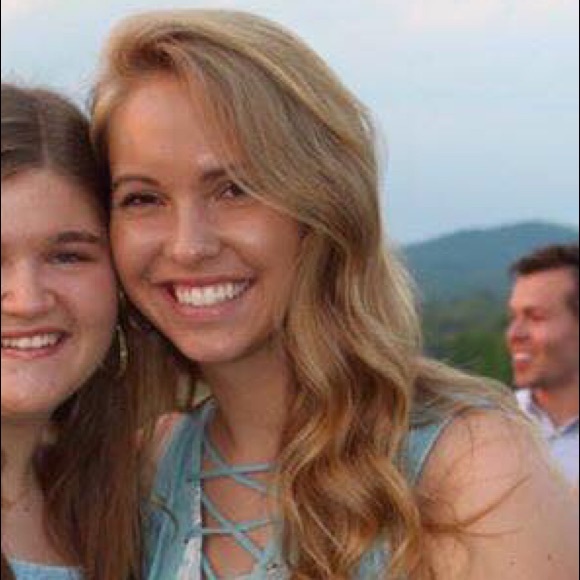 Meet your Posher, Erin - Picture 1 of 1