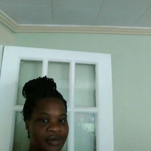 Meet your Posher, Tara