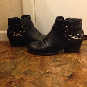 👢Black ankle booties👢