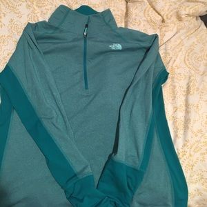 North Face Pullover - XL