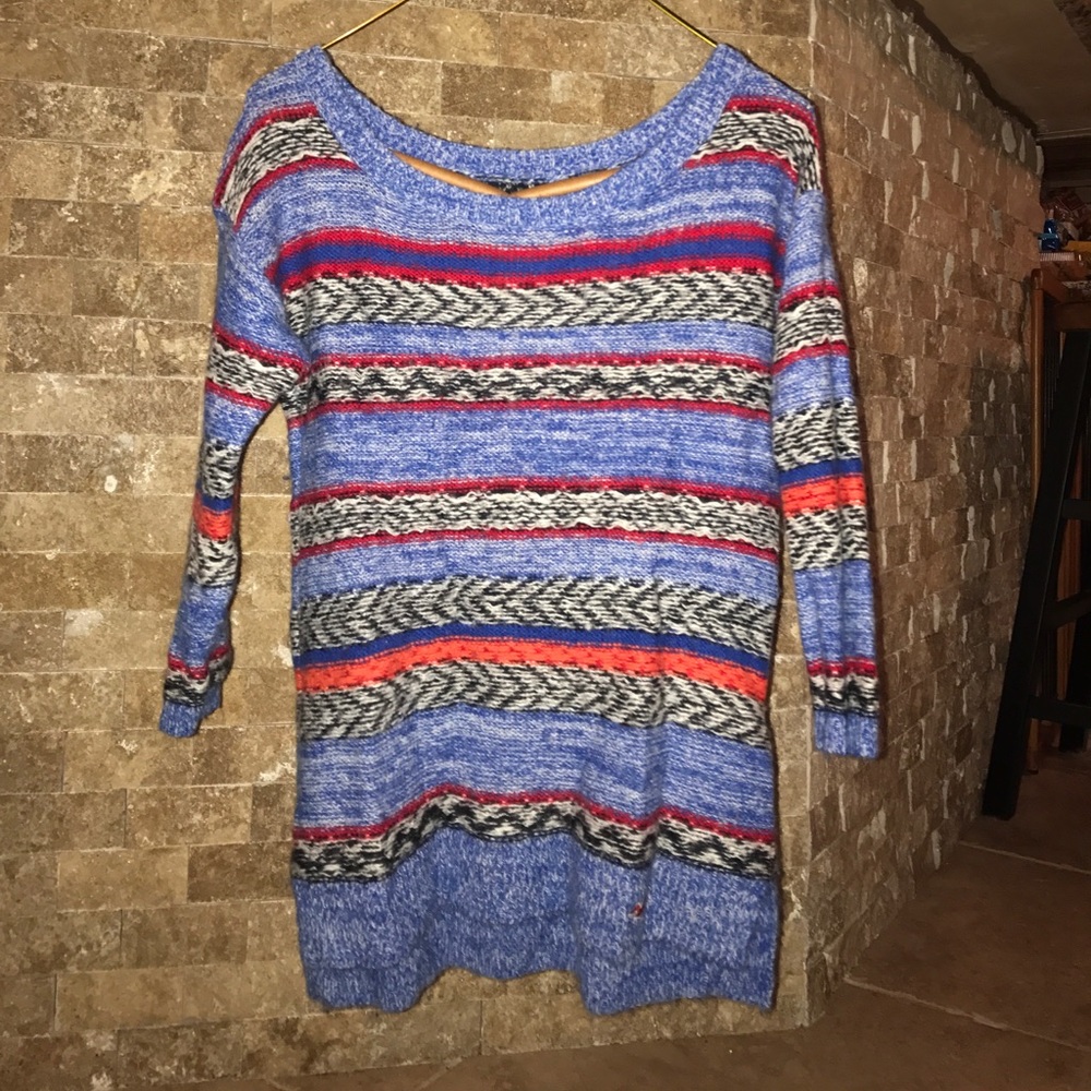 Red/white/blue sweater