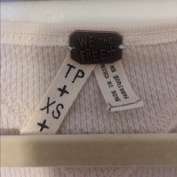 *SOLD* Free People Cuffed Thermal Top - Picture 4 of 4