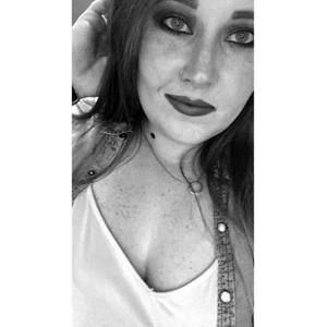 Meet your Posher, Janelle