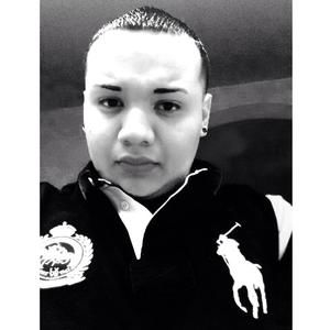 Meet your Posher, Moises