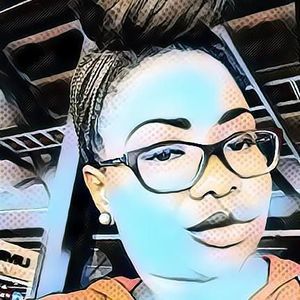 Meet your Posher, Cynthia