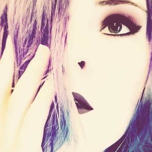 Meet your Posher, Hayley