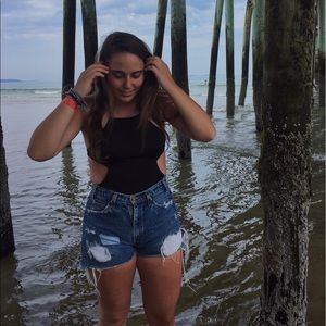 Meet your Posher, Gina