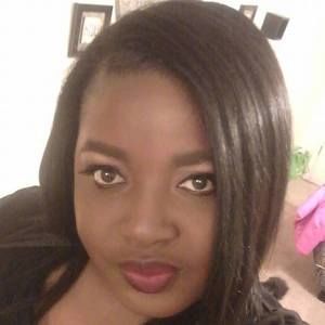 Meet your Posher, Cassandra