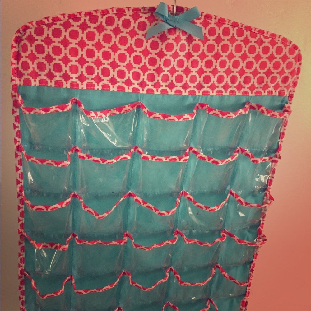 Jewelry organizer with hanger for closet
