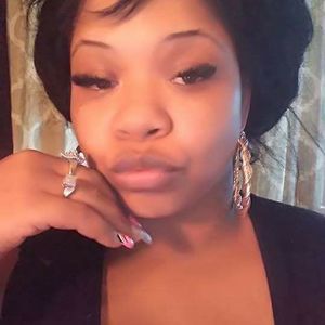 Meet your Posher, Kandi