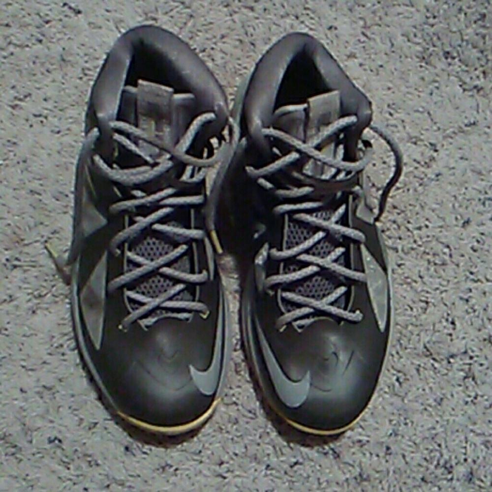 High top nikes