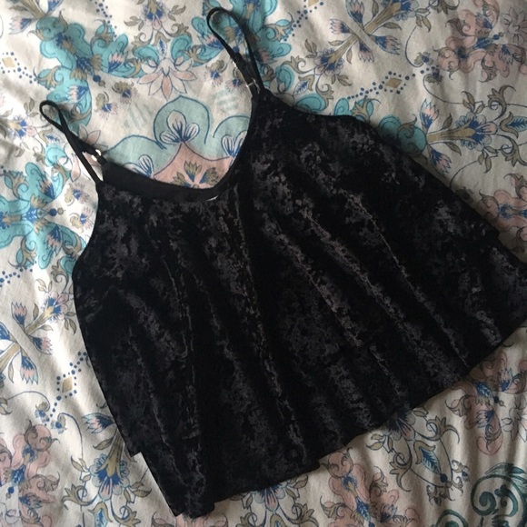 Black Velvet Crop Top NWOT - Picture 2 of 5