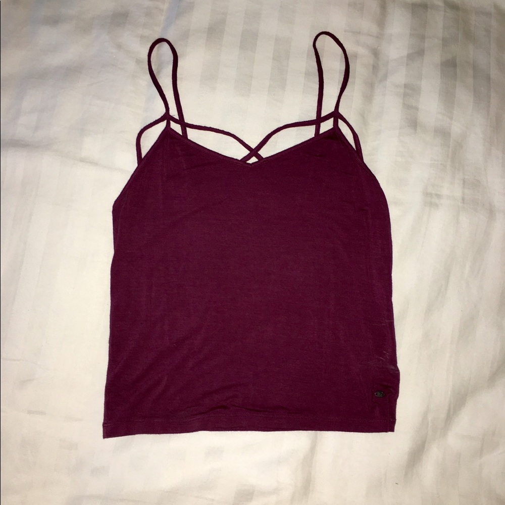 Maroon crop tank top