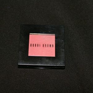 Bobbi Brown Blush in the shade Poppy